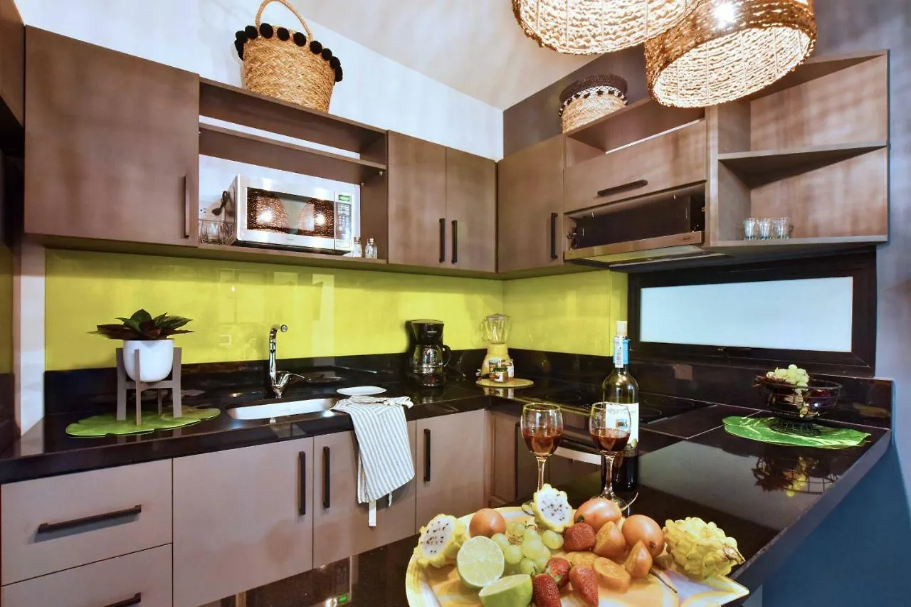 Evergreen Suites By Lifeafar Medellin Apartment
