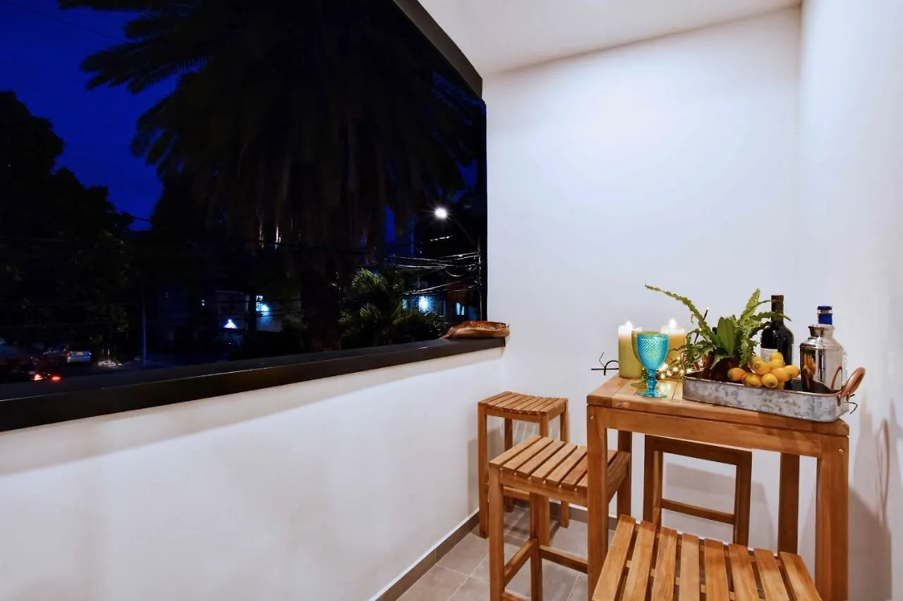 Evergreen Suites By Lifeafar Medellin Apartment